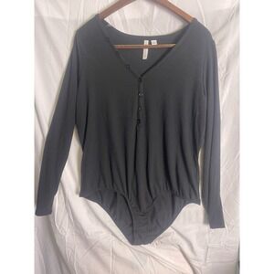 Cato contour fit womens black long sleeve basic leotard shirt V-neck size 18/20W